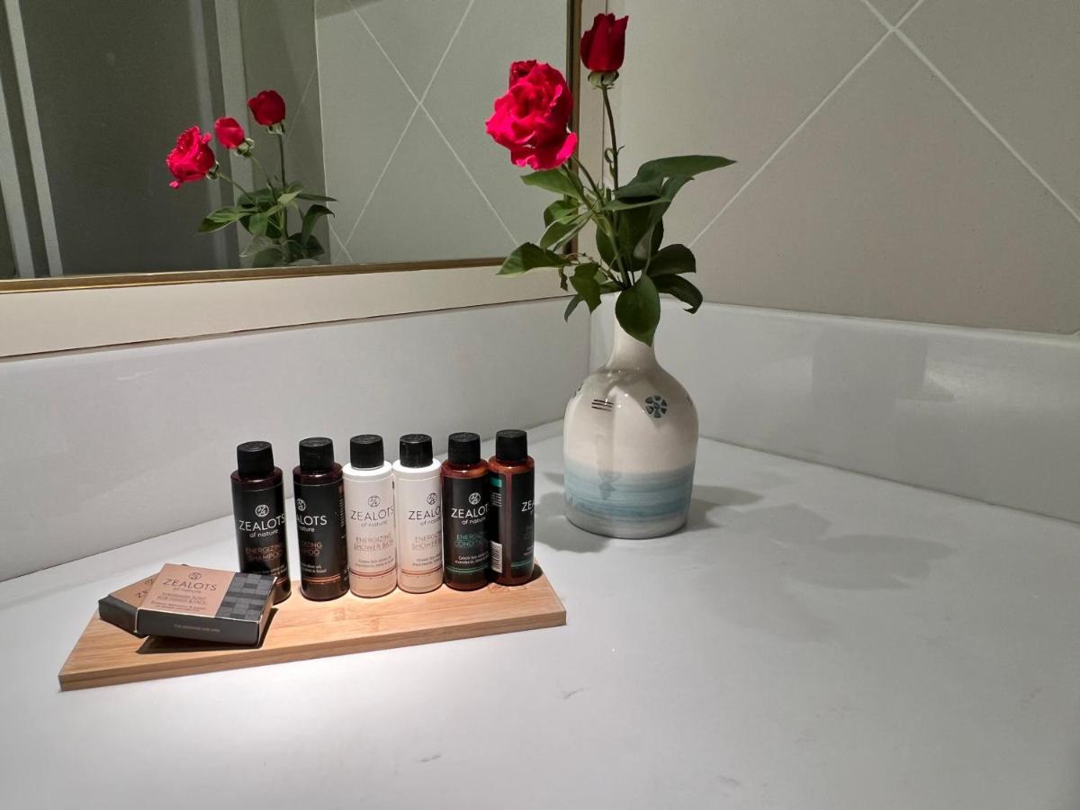 Abeliona Guesthouse Ambeliona エクステリア 写真