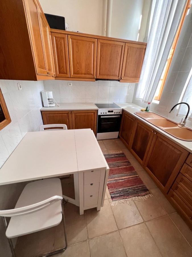 Abeliona Guesthouse Ambeliona エクステリア 写真